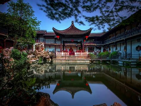  Le Temple des Cinq Dynasties ! Une Oasis de Paix et d'Histoire Impériale à Heyuan