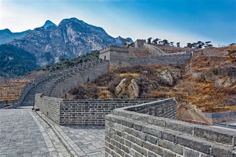 La Grande Muraille de Jiumenkou: Un vestige impressionnant et une expérience immersive !